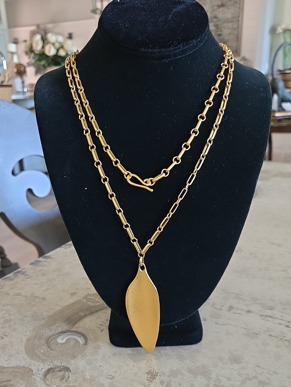 Donna Karan Authentic Gold Leaf Pendant Double-Layer Link Necklace